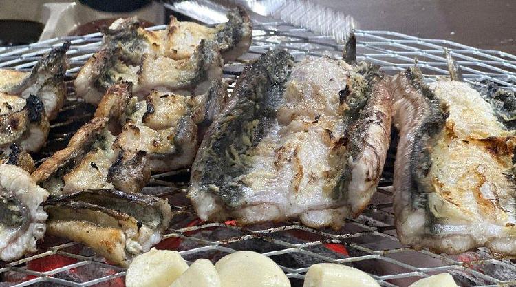 홍대 장어 맛집, 요즘 왜 이렇게 핫할까? 직접 가본 솔직 후기 대공개!